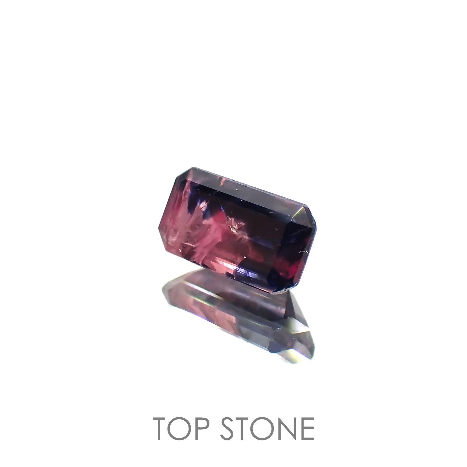 ウィンザーサファイア(宝石名サファイア)タンザニア・ウィンザー産 0.88ct 識別済[220616159]6.7x3.8mm前後