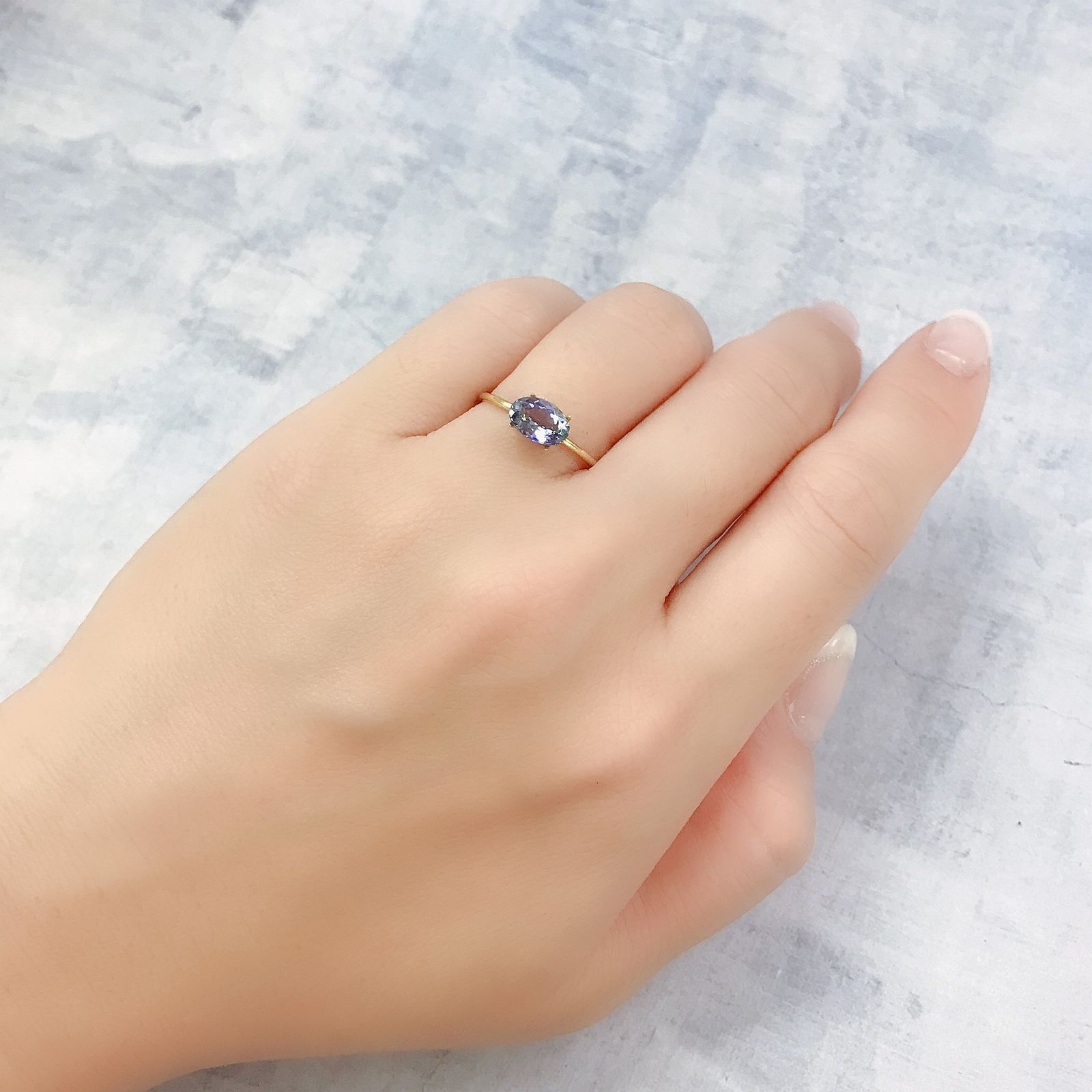 バイカラータンザナイト(宝石名ゾイサイト)タンザニア産 1.05ct 識別済[220717001]7.7x5.4mm前後