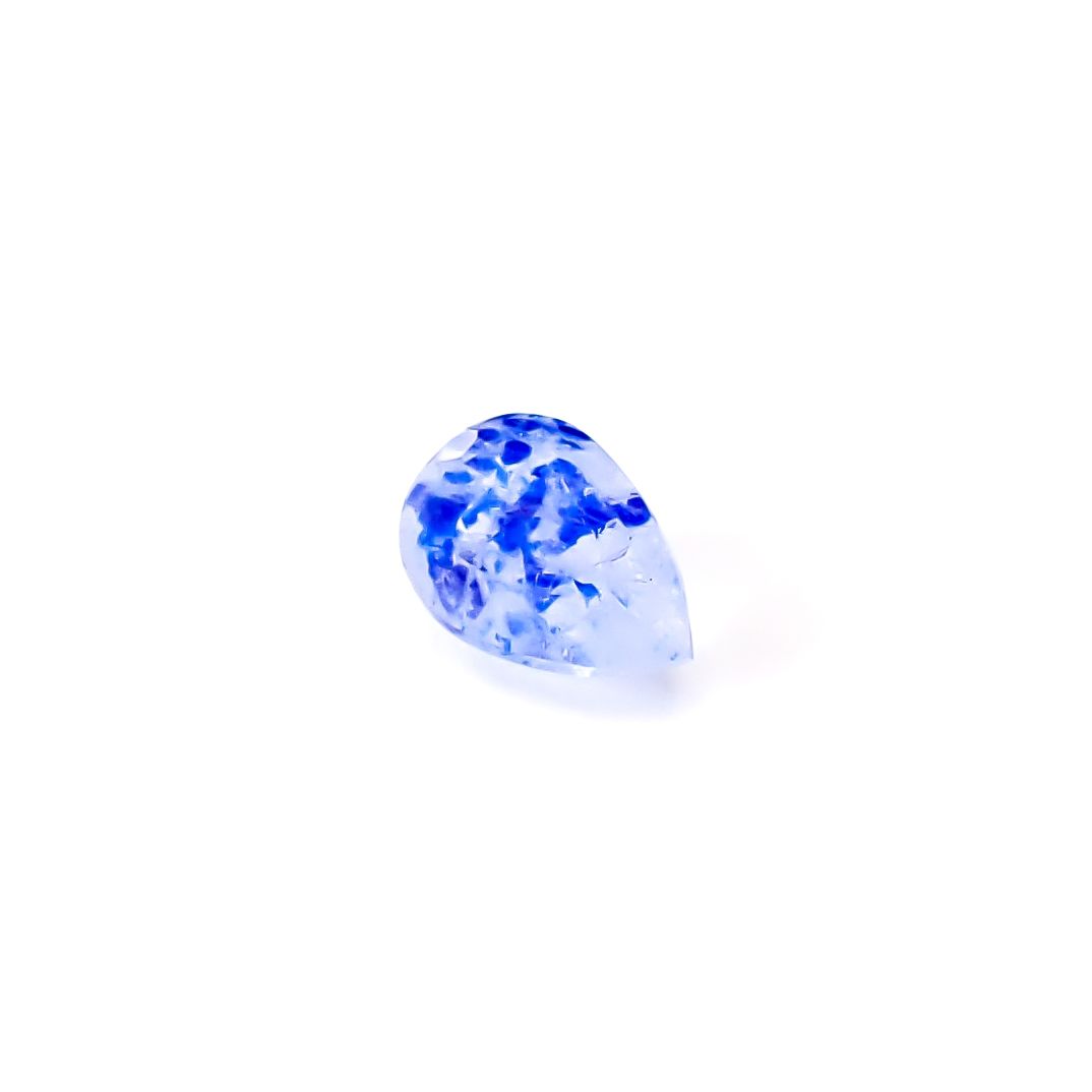 ラズライトインソーダライト フルオレッセンス アフガニスタン産 0.79ct / 7.5x4.9mm前後 [260431999]