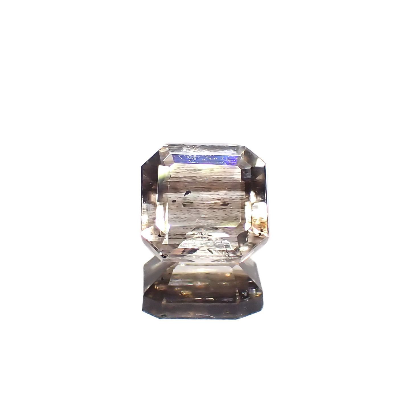 レインボースキャポライト ブラジル産 0.97ct[230220612]6x5.9mm前後