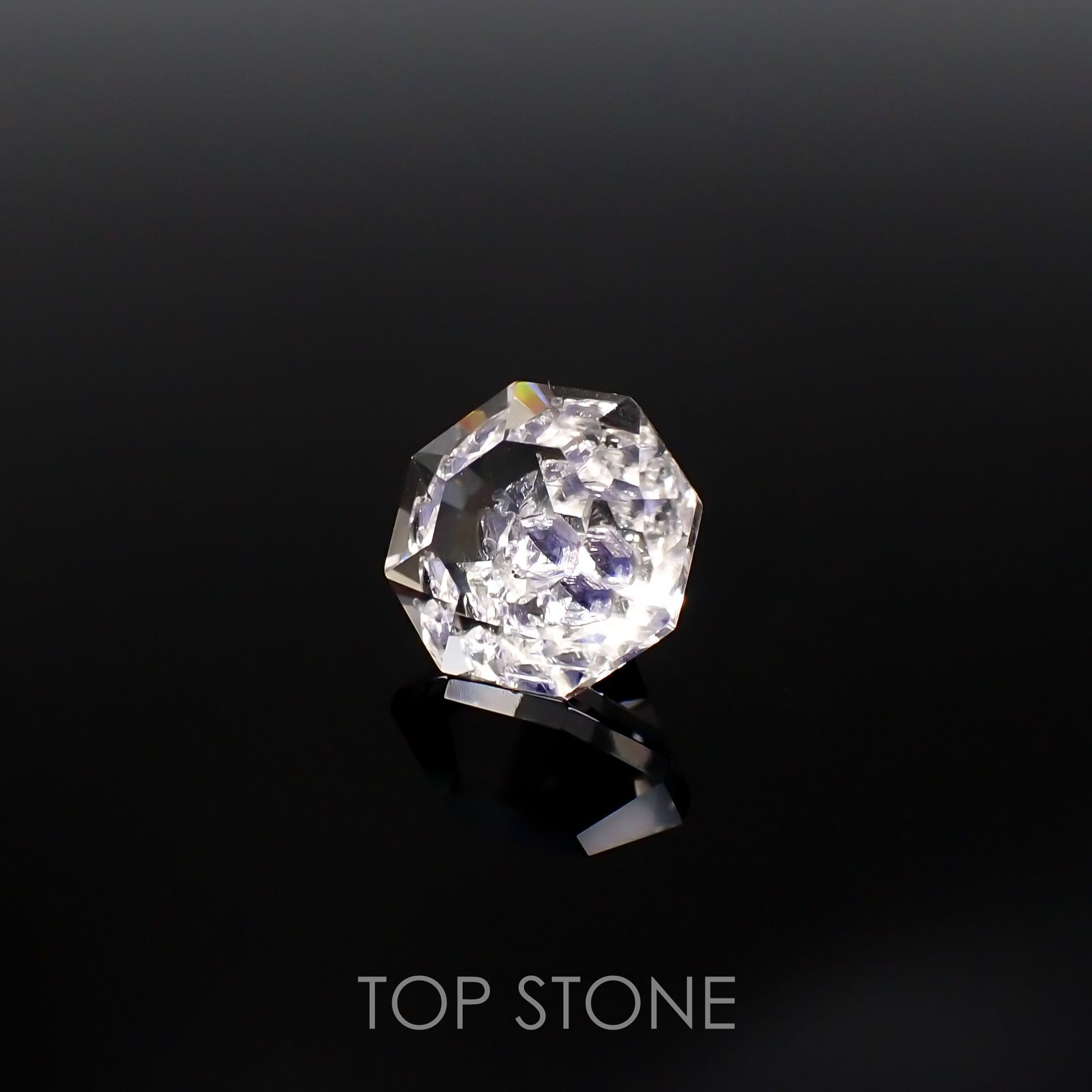 ◇オクタゴンカット◇フローライトインクォーツ マダガスカル産 9.15ct[220515709]12.6x12.4mm前後