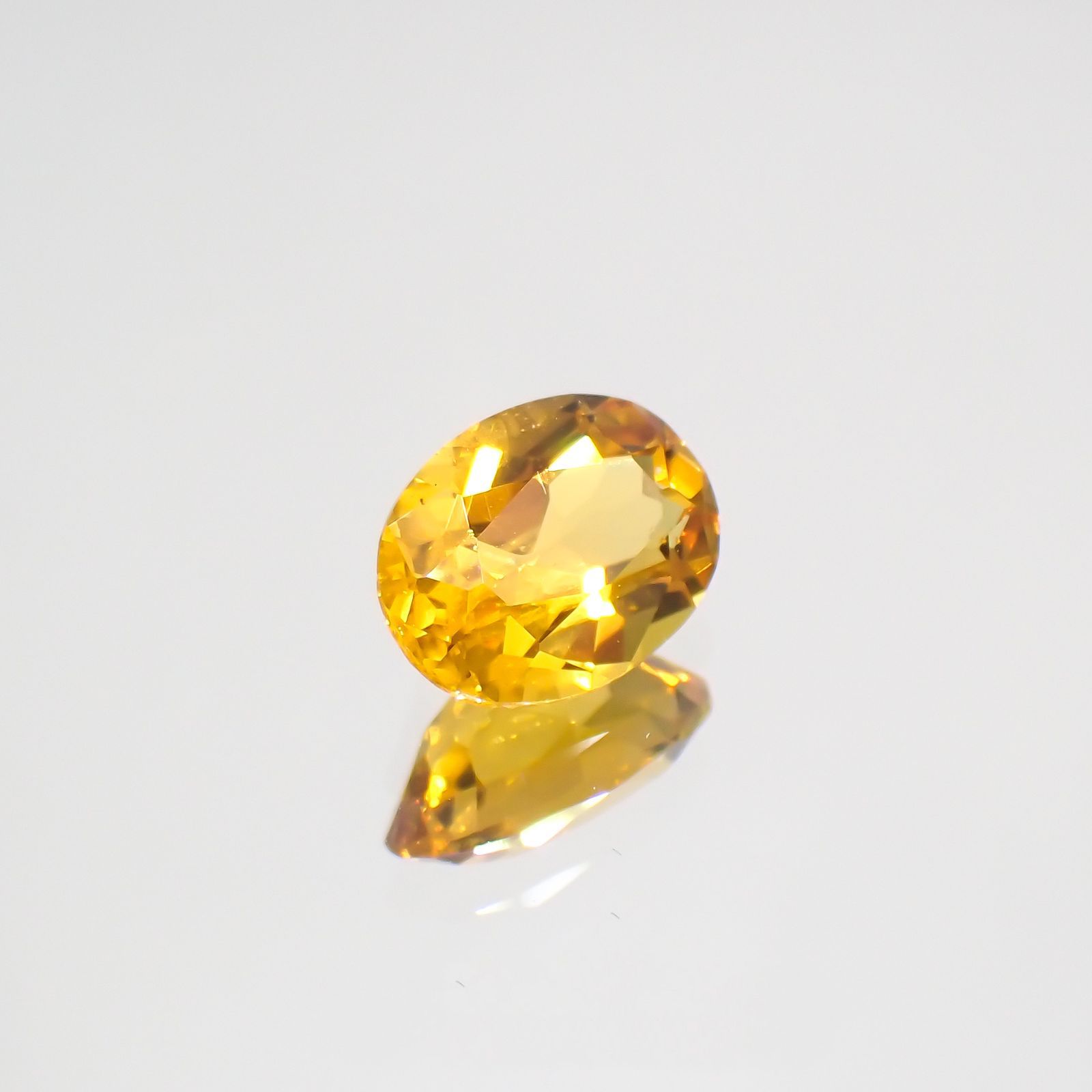 ゴールデンベリル(宝石名ゴールデン・ベリル)ブラジル産 1.10ct 識別済[220115417]8.1x6mm前後