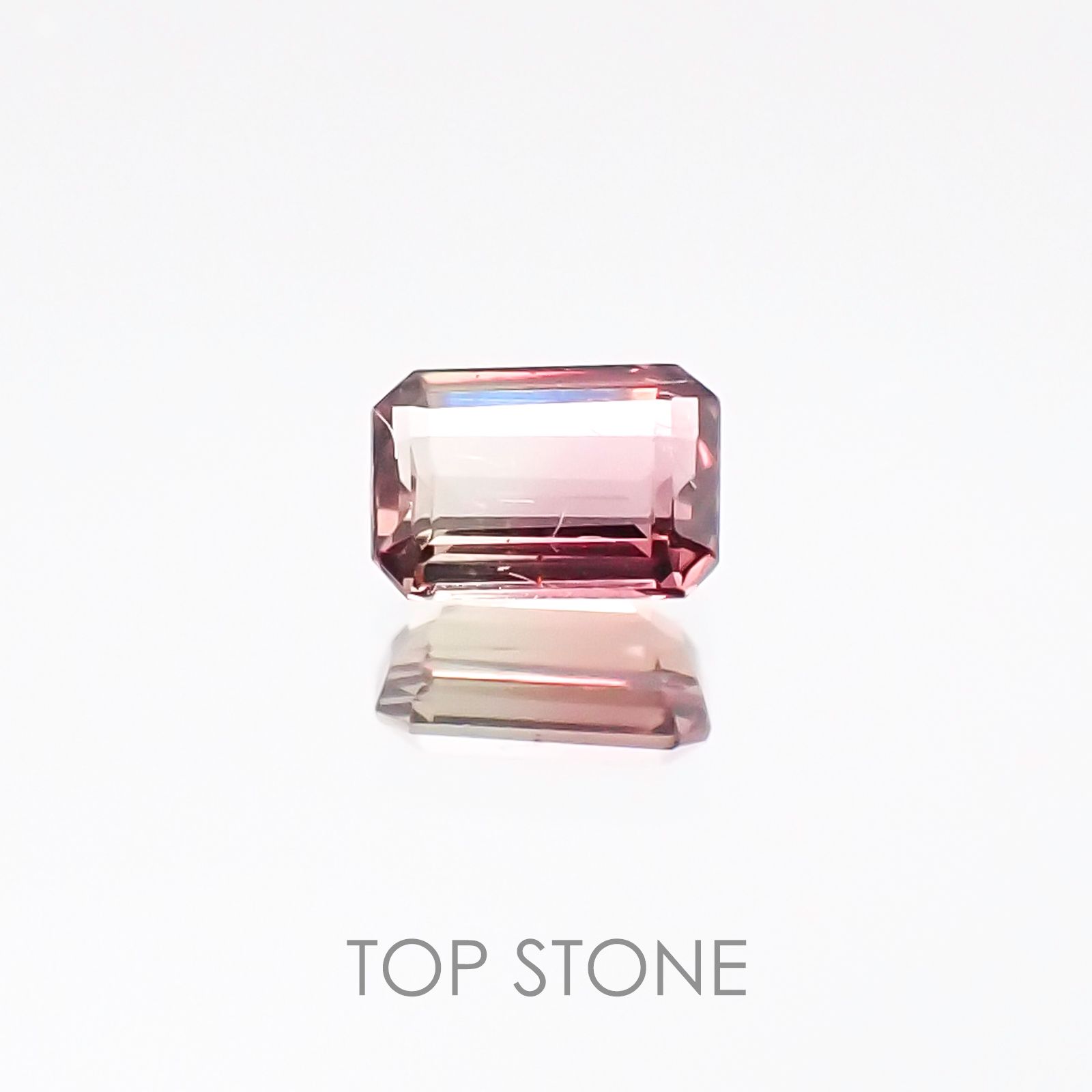 バイカラーサファイア(宝石名バイカラー・サファイア) タンザニア産 0.18ct 識別済[20106699]3.7×2.6mm前後