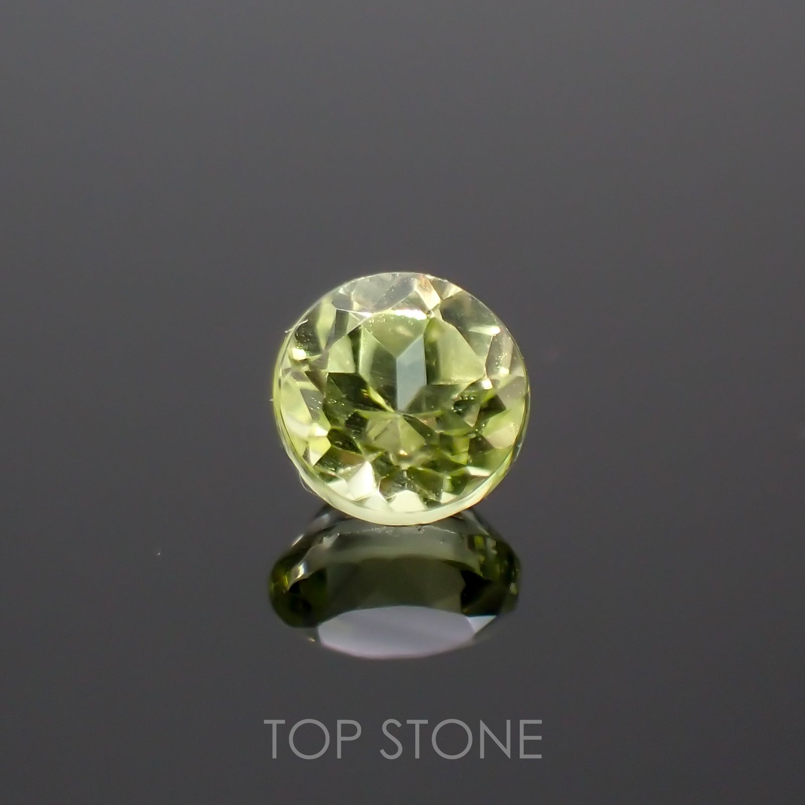 パロットクリソベリル(宝石名クリソベリル)インド産 0.16ct 識別済[220114501]2.9x2.9mm前後