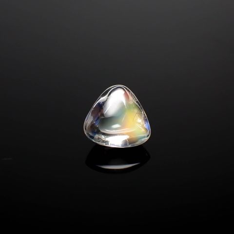 ◇バフカット◇レインボームーンストーン(宝石名ラブラドライト)マダガスカル産 1.036ct ソ付(彩珠)[240427198]6.8x6.4mm前後