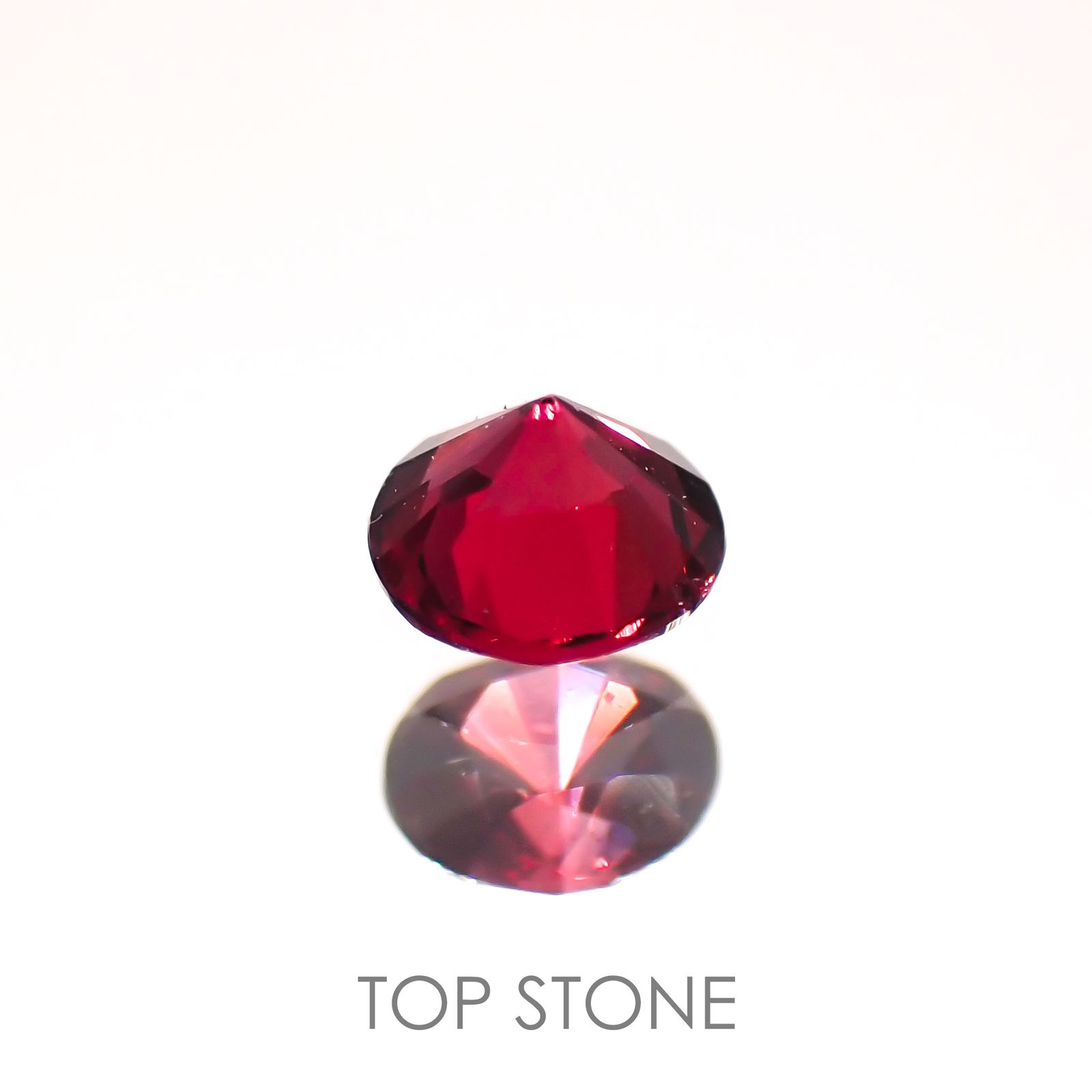 レッドスピネル(宝石名レッド・スピネル)タンザニア産 0.12ct 識別済[220114327]2.9x2.9mm前後
