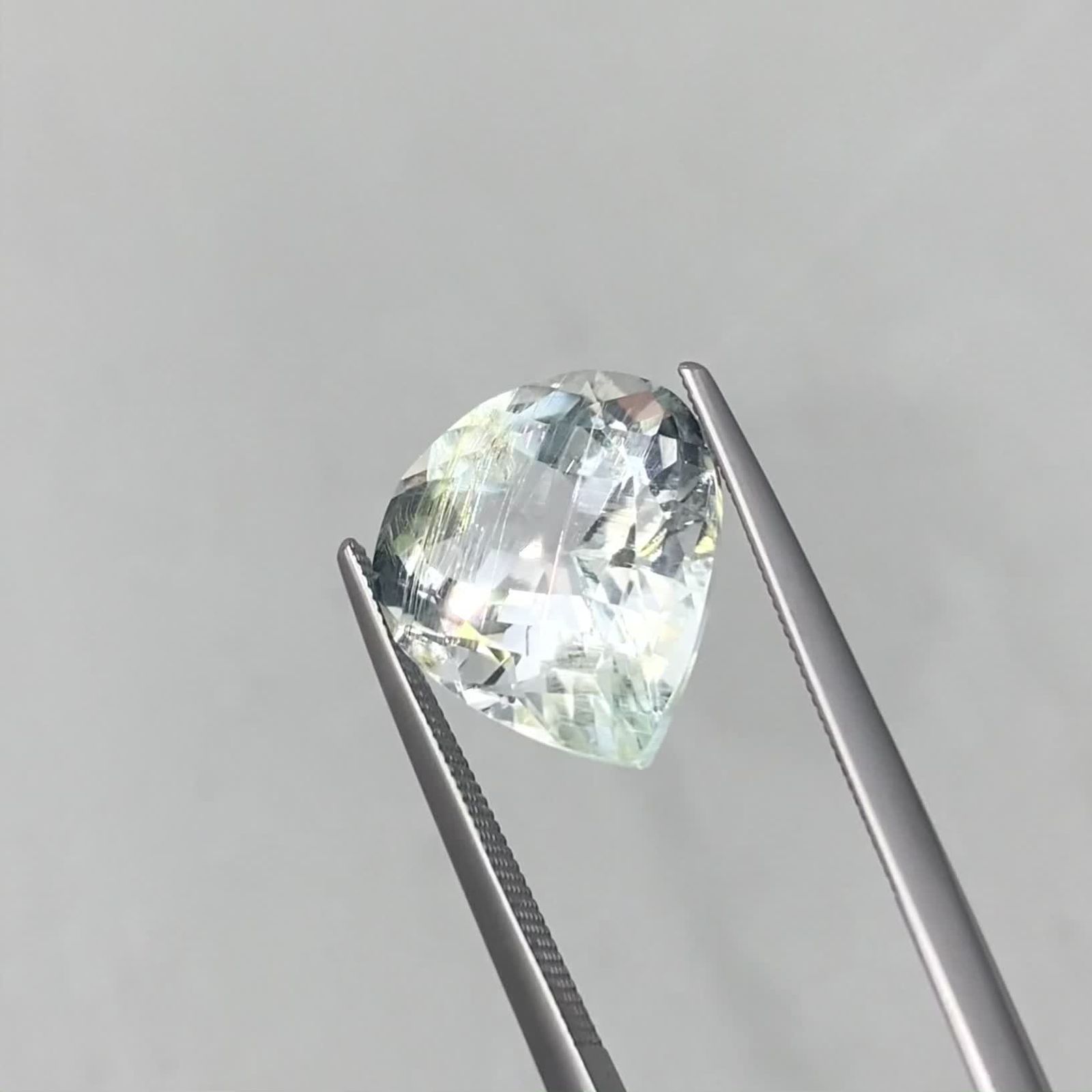 ソウルメイトツインクリスタル　ミナスジェライス州産　345g Cosmic GEM- 【New Moon】リング – VERMILLION