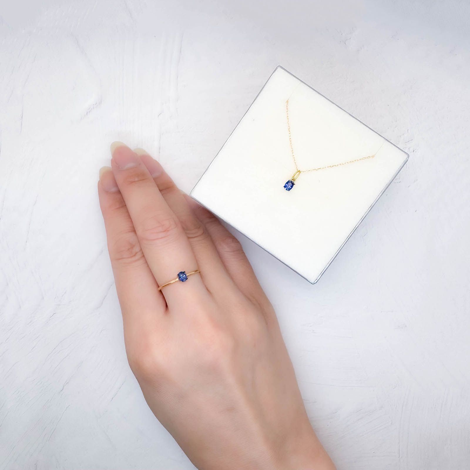 ◇ペアセット◇サファイア スリランカ/マダガスカル産 0.43ct(2pcs合計) [250830992]4x3.1mm前後