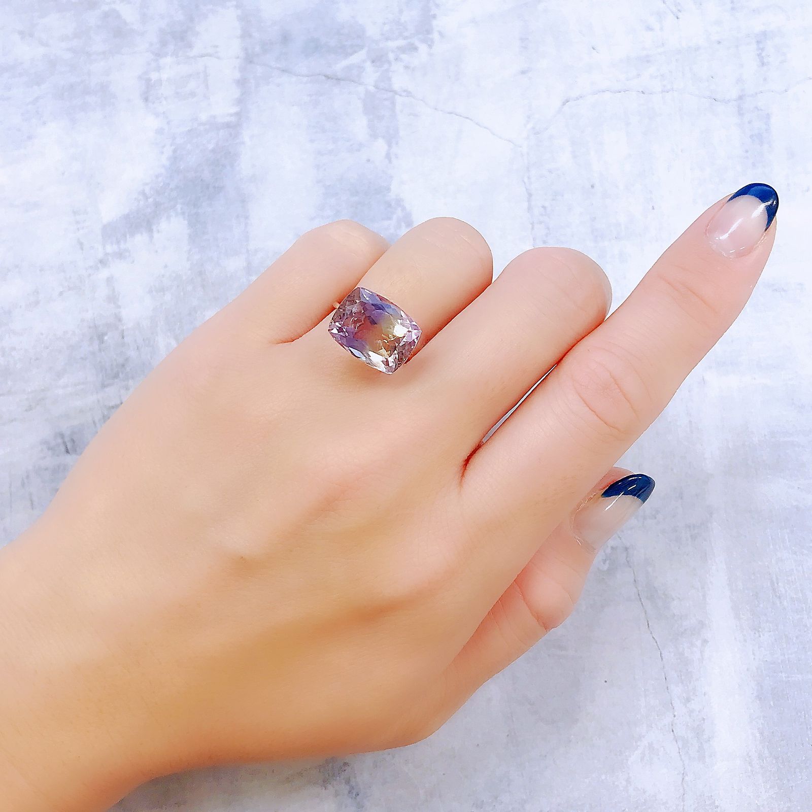 アメトリン ブラジル産 8.86ct[221018583]14x10.8mm前後