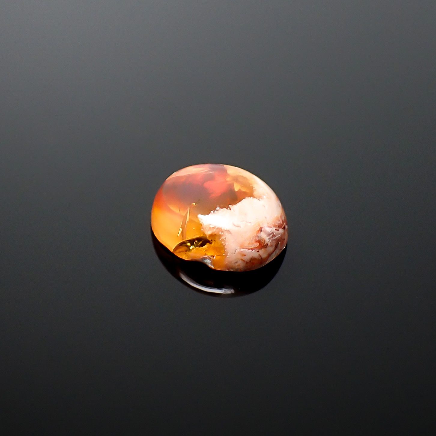 カンテラオパール メキシコ産 1.67ct / 9.1x7.7mm前後 [260933084]