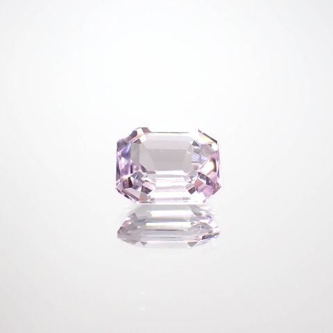 クンツァイト アフガニスタン産 3.27ct[230722931]9.9x8.3mm前後