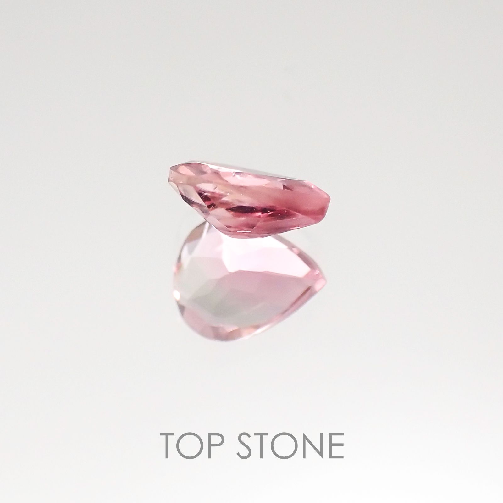 バイカラートルマリン ブラジル産 ルース 0.27ct[20107136]5.1×4.1mm前後