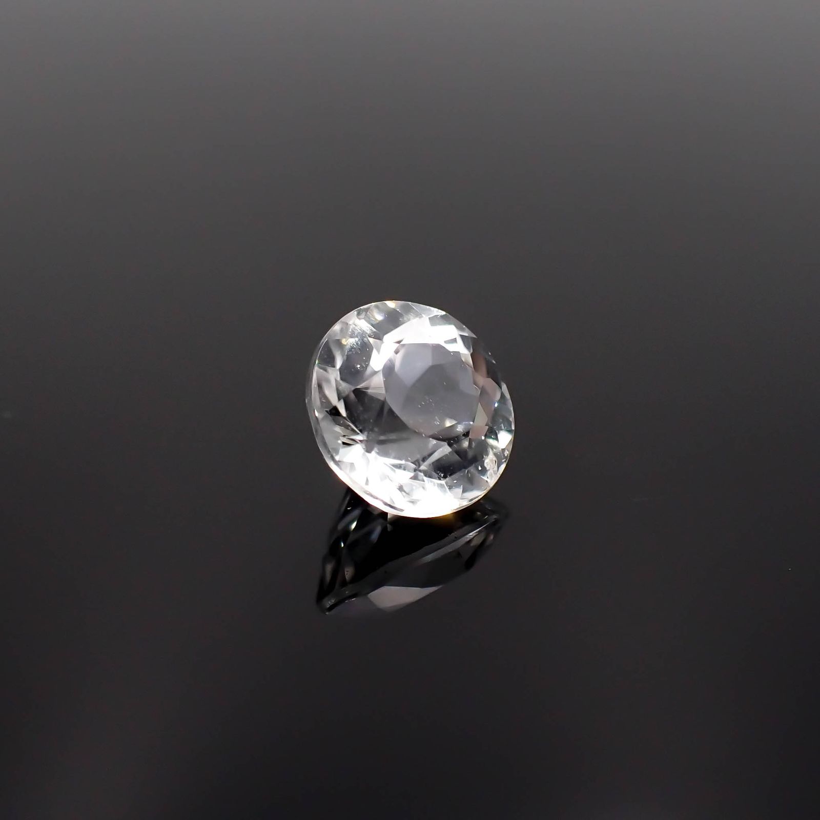 フェナカイト(宝石名フェナカイト)マダガスカル/ブラジル産 1.41ct 識別済[230522019]7.1x7mm前後