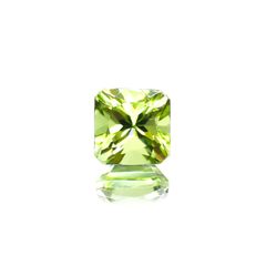 ◇アッシャーカット◇ペリドット(宝石名ペリドット) パキスタン産 1.37ct 識別済[210913485]6×6mm前後