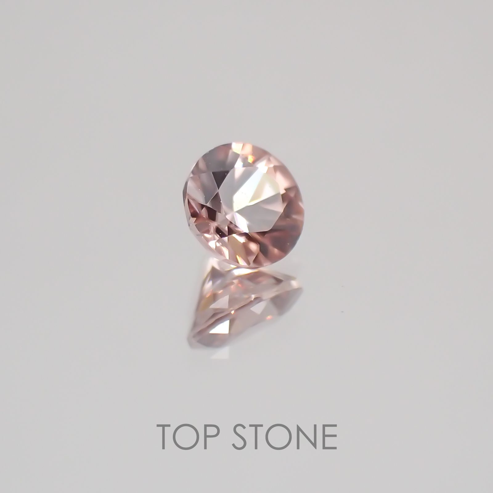 マラヤガーネット タンザニア産 ルース 0.39ct[21019365]4×4mm前後