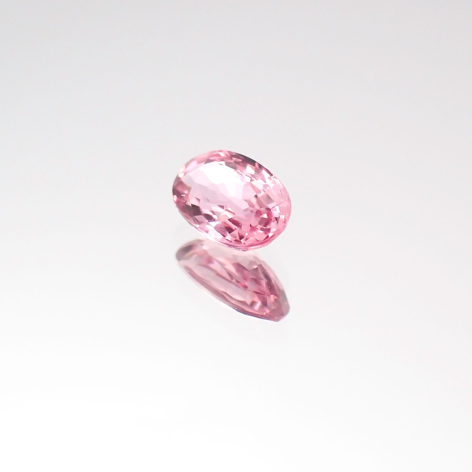 パパラチャサファイア スリランカ産 ルース 0.315ct ソーティング付き[20106141]5.1×3.2mm前後