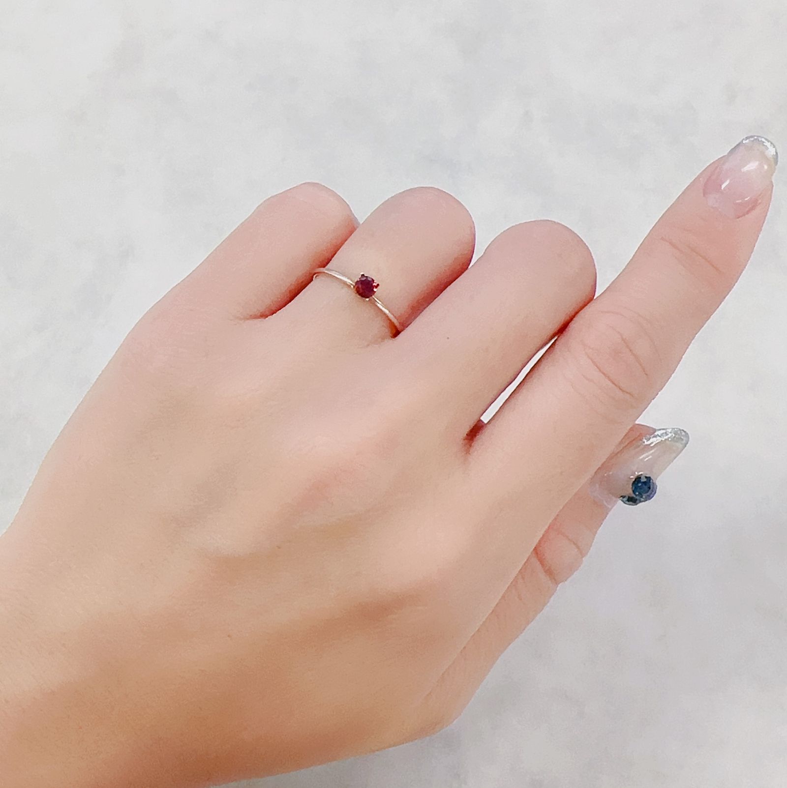 レッドスピネル ビルマ産 0.18ct[230722616]3.4x3.4mm前後