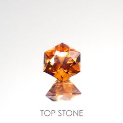 ◇ヘキサゴンカット◇ヘソナイトガーネット(宝石名ガーネット) スリランカ産 0.93ct 識別済[210812681]5.5×5.5mm前後