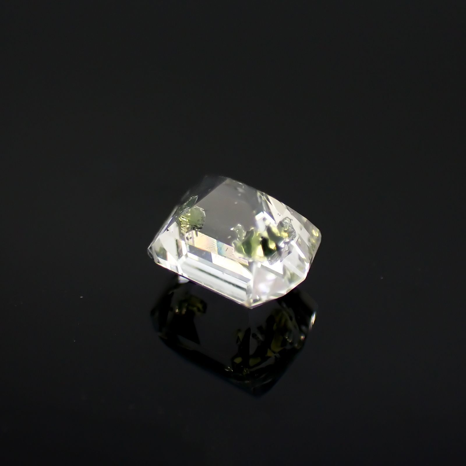 ◇カスタムカット◇オイルインクォーツ パキスタン産 0.95ct[240218533]7.2x5.9mm前後