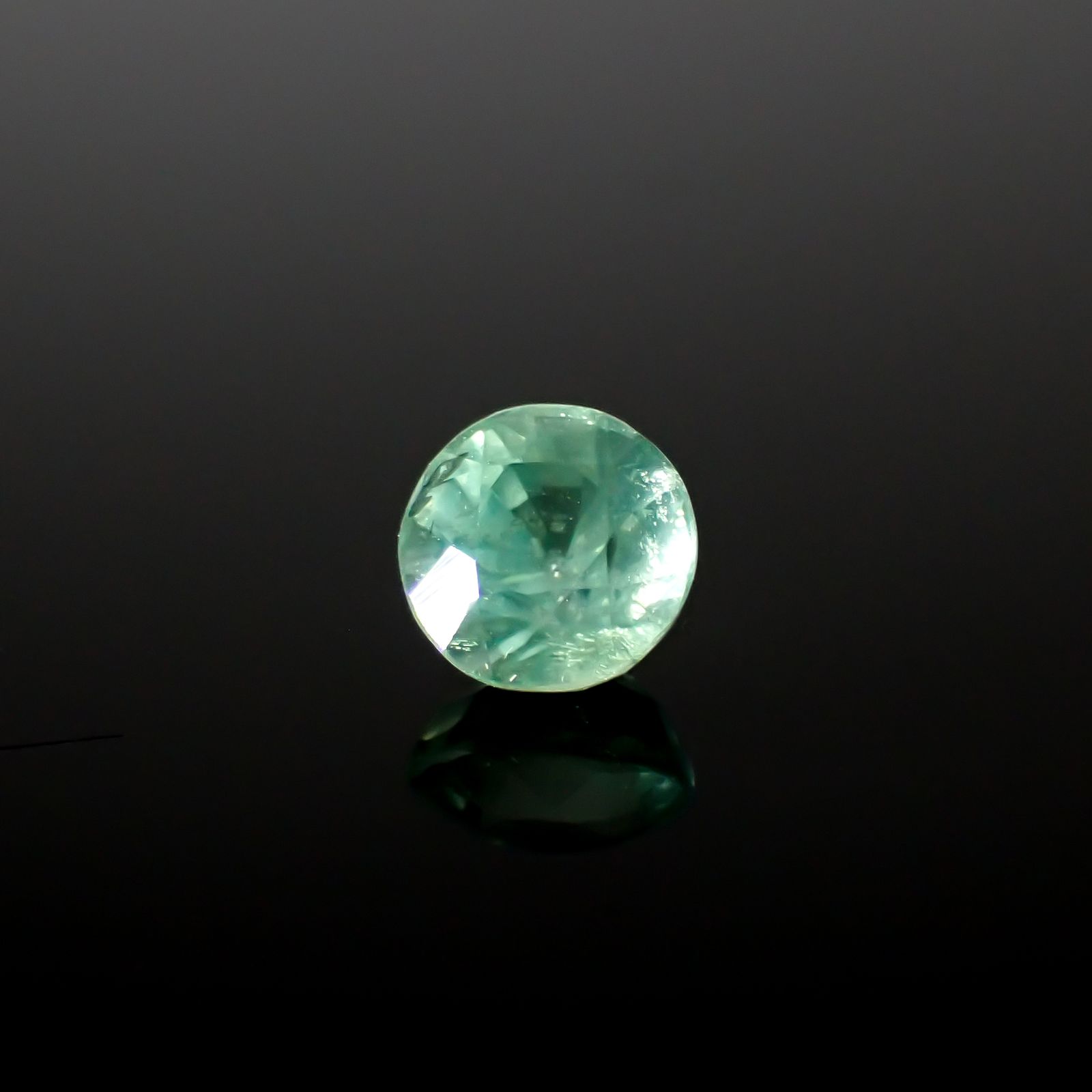 グリーンカイヤナイト タンザニア産 1.17ct[240928809]5.8x5.8mm前後