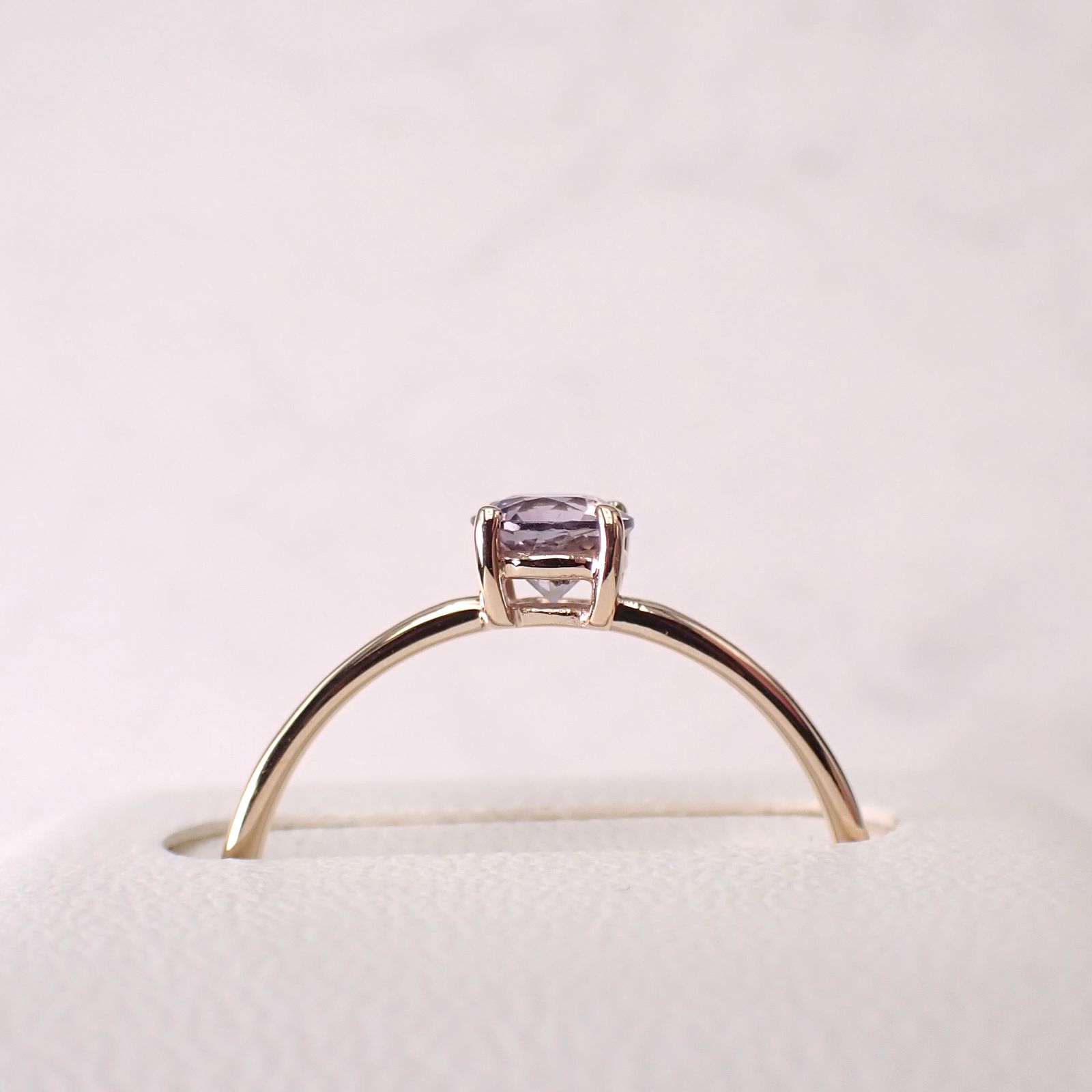 リング空枠：石留め▶ラベンダースピネル（お客様製作例）