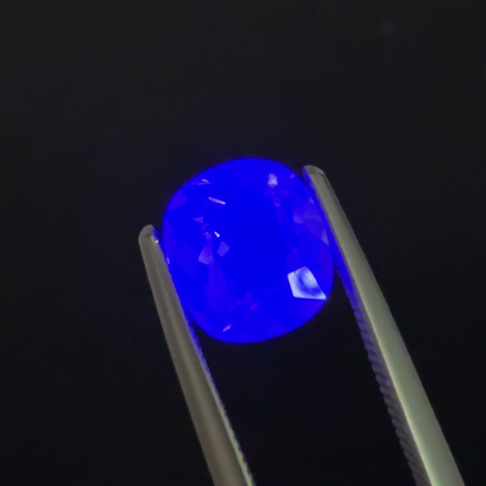 フローライト フルオレッセンス ジンバブエ産 1.85ct [250630513