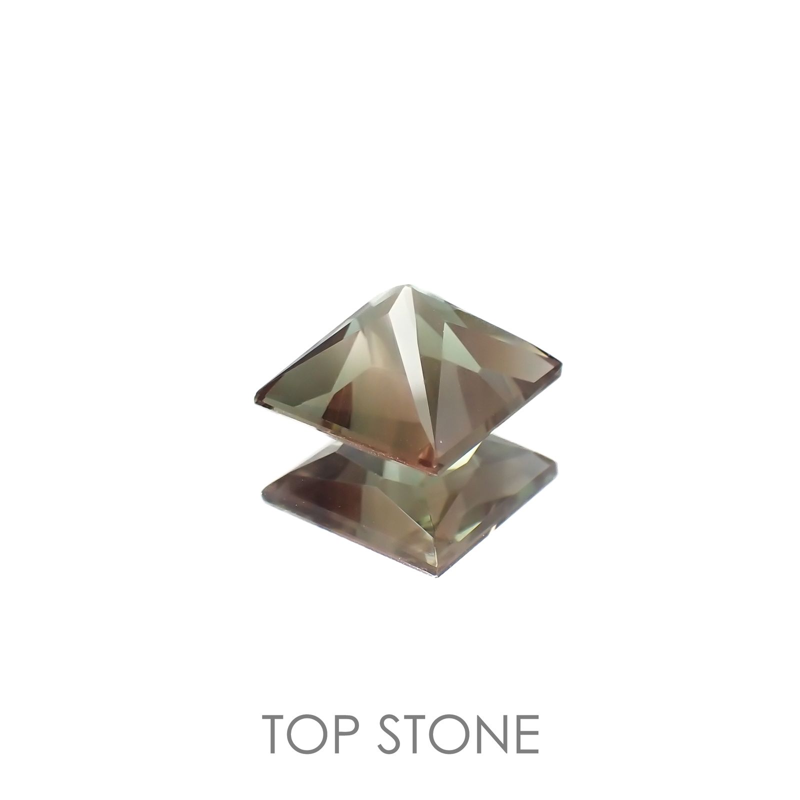 ◇プリンセスカット◇バイカラーオレゴンサンストーン アメリカ・オレゴン州産 2.76ct[221018706]8.5x8.4mm前後