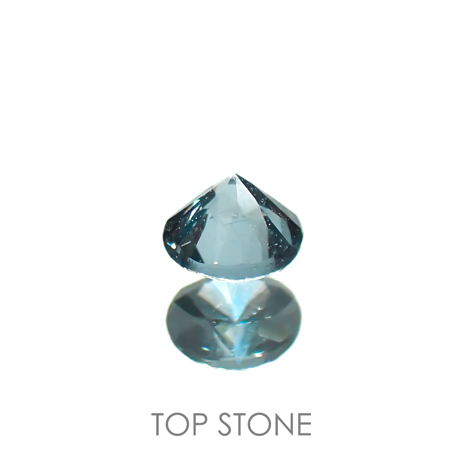 カラーチェンジガーネット アレキタイプ(宝石名ガーネット)マダガスカル・ベキリー産 0.078ct 識別済[221219416]2.5x2.5mm前後