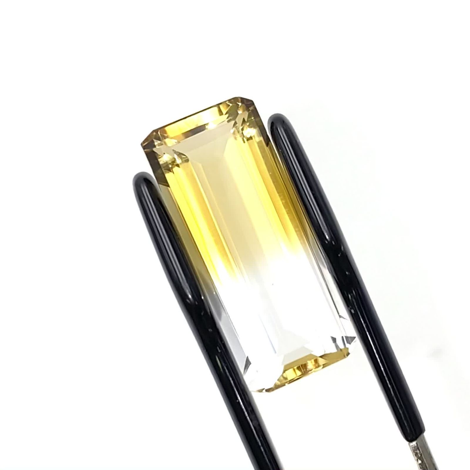 バイカラーシトリン ブラジル・ミナスジェライス州産 11.79ct / 22.5x9