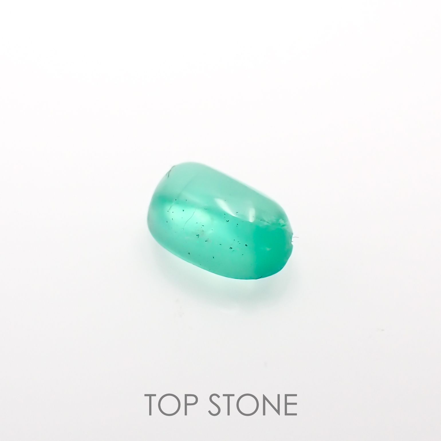 エメラルドキャッツアイ(宝石名エメラルド)コロンビア産 0.58ct 識別済[221018911]6.3x4.4mm前後