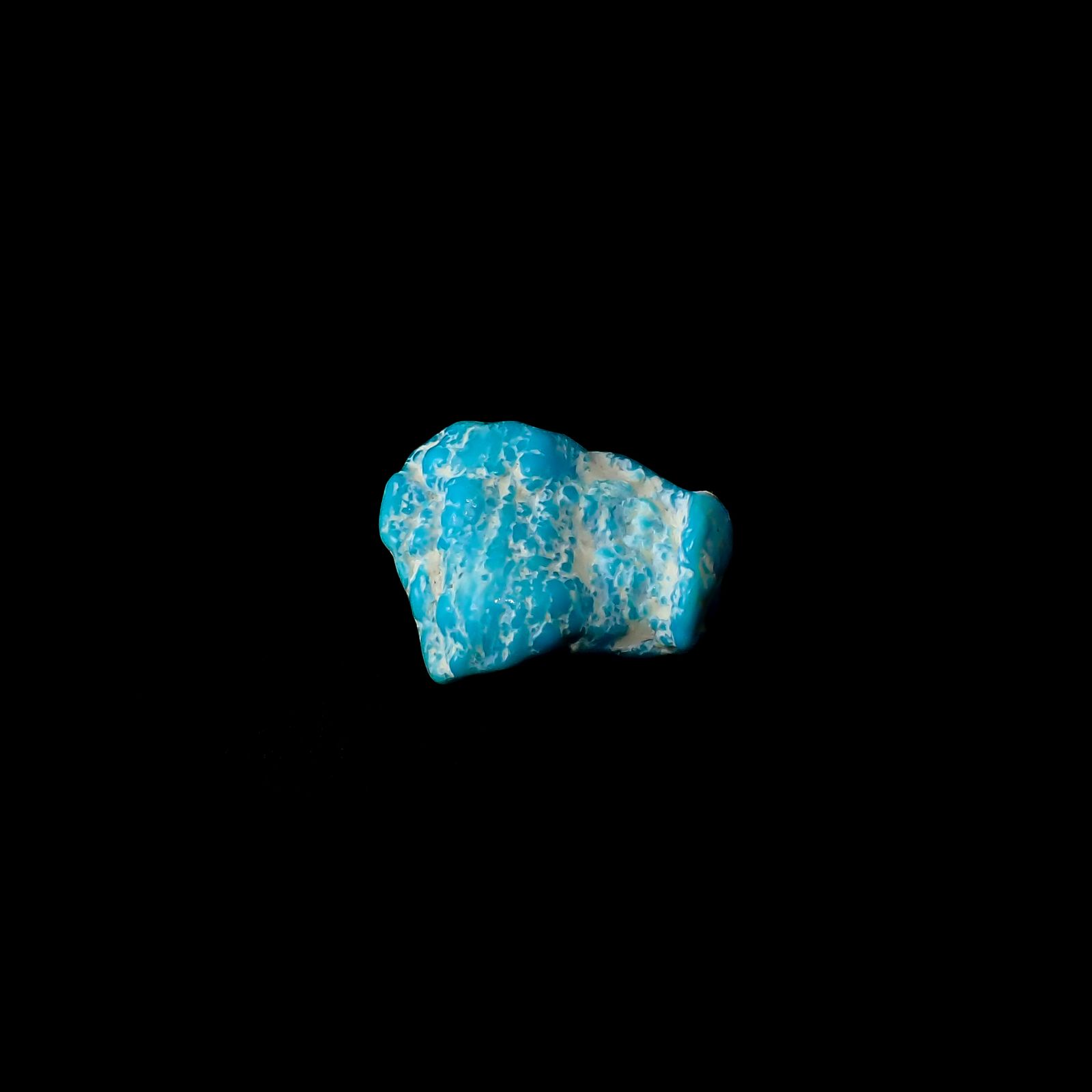 ターコイズ 原石 アメリカ・アリゾナ州キングマン産 6.13ct[240226367]16.8x12.3mm前後