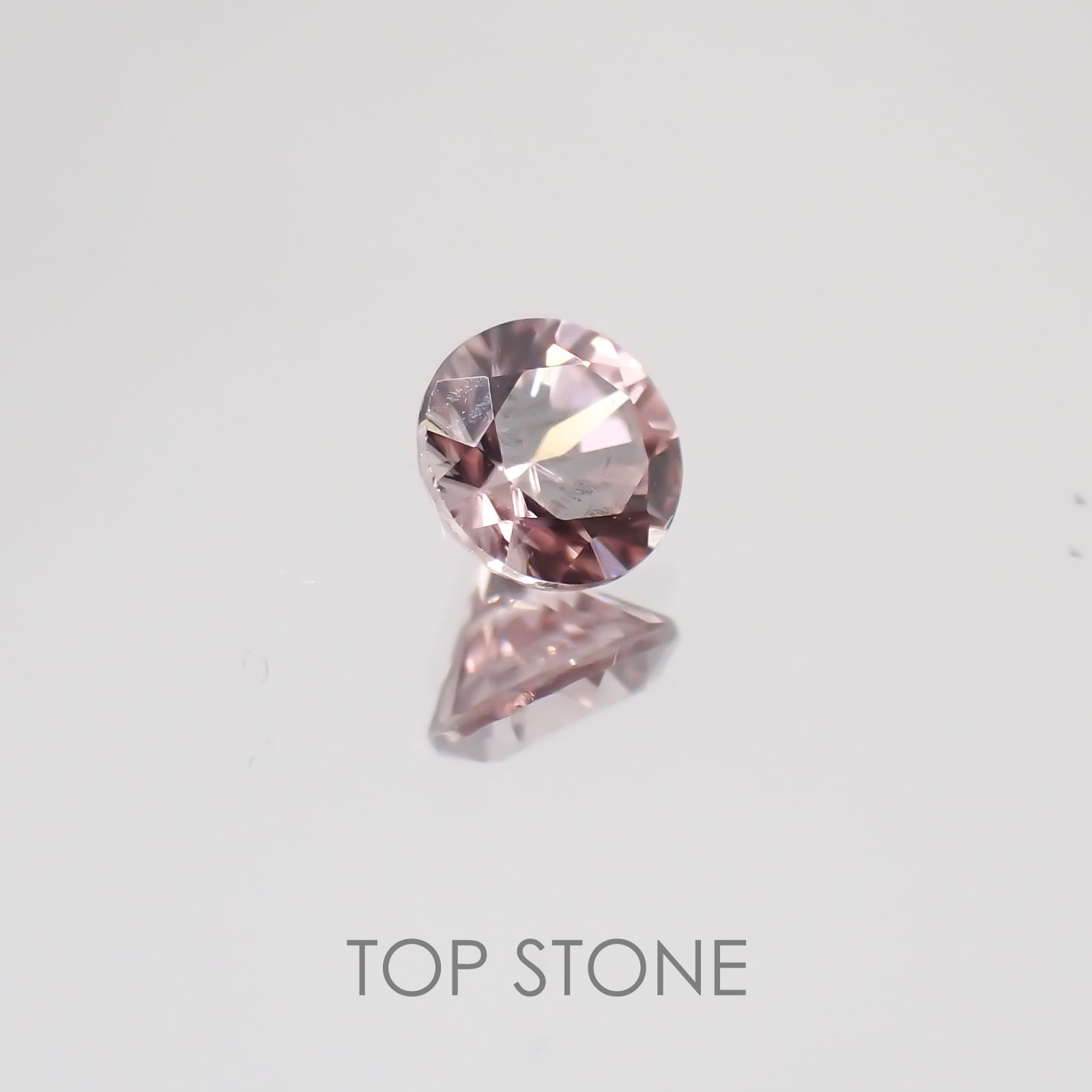 マラヤガーネット タンザニア産 ルース 0.39ct[21019369]4×4mm前後