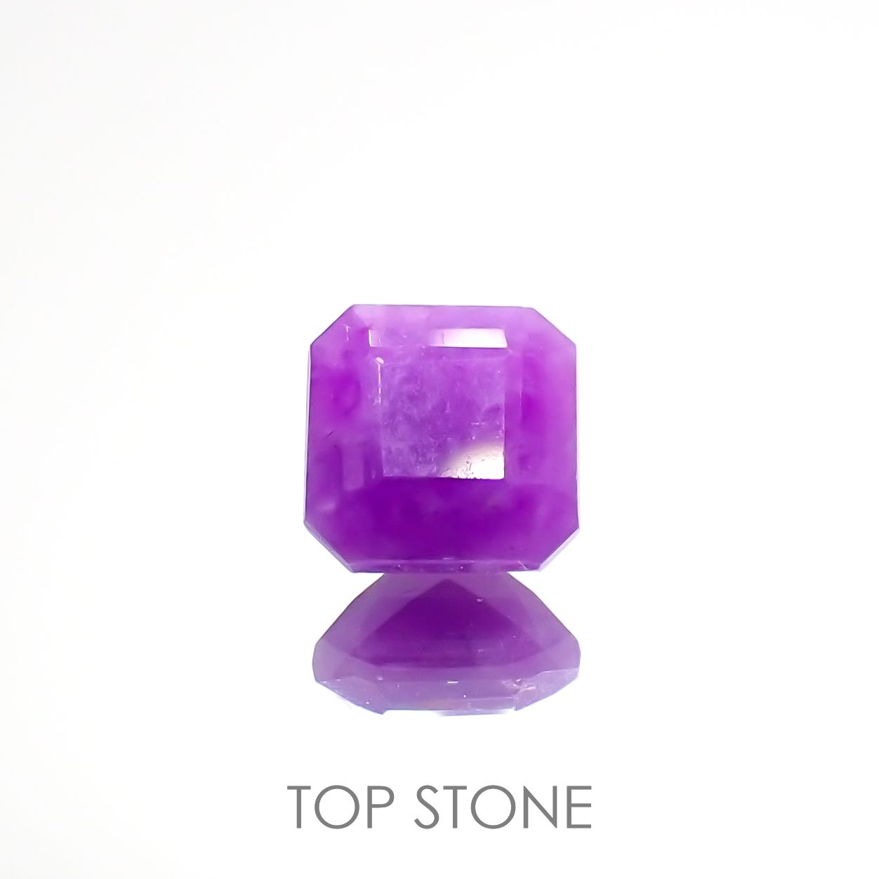 スギライト 南アフリカ産 0.47ct[221018319]4.6x4.5mm前後