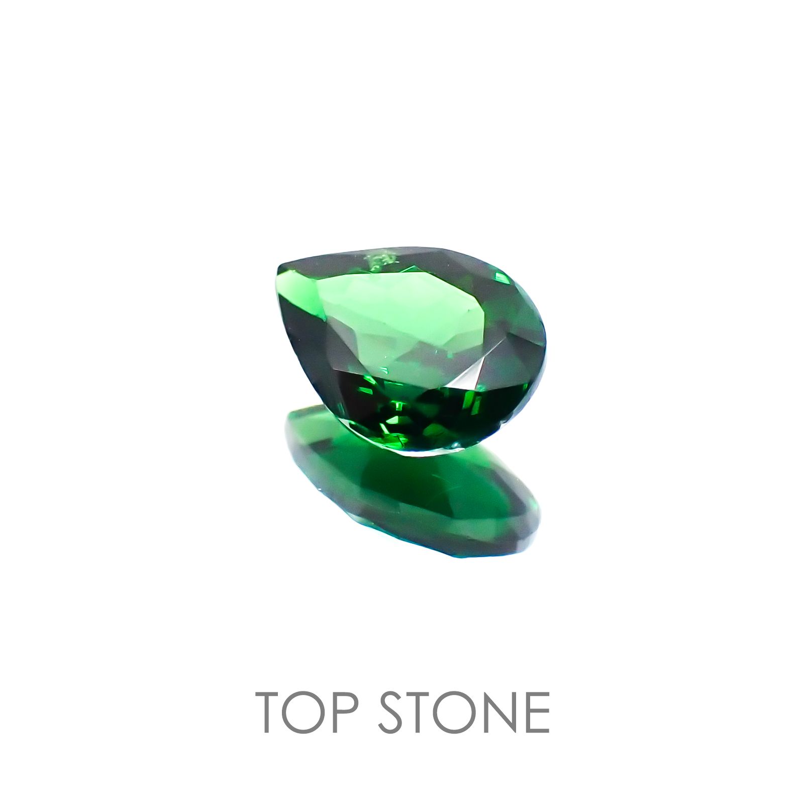 ツァボライト(宝石名グリーン グロッシュラー・ガーネット) タンザニア産 0.62ct 識別済[20128341]6.9×4.8mm前後