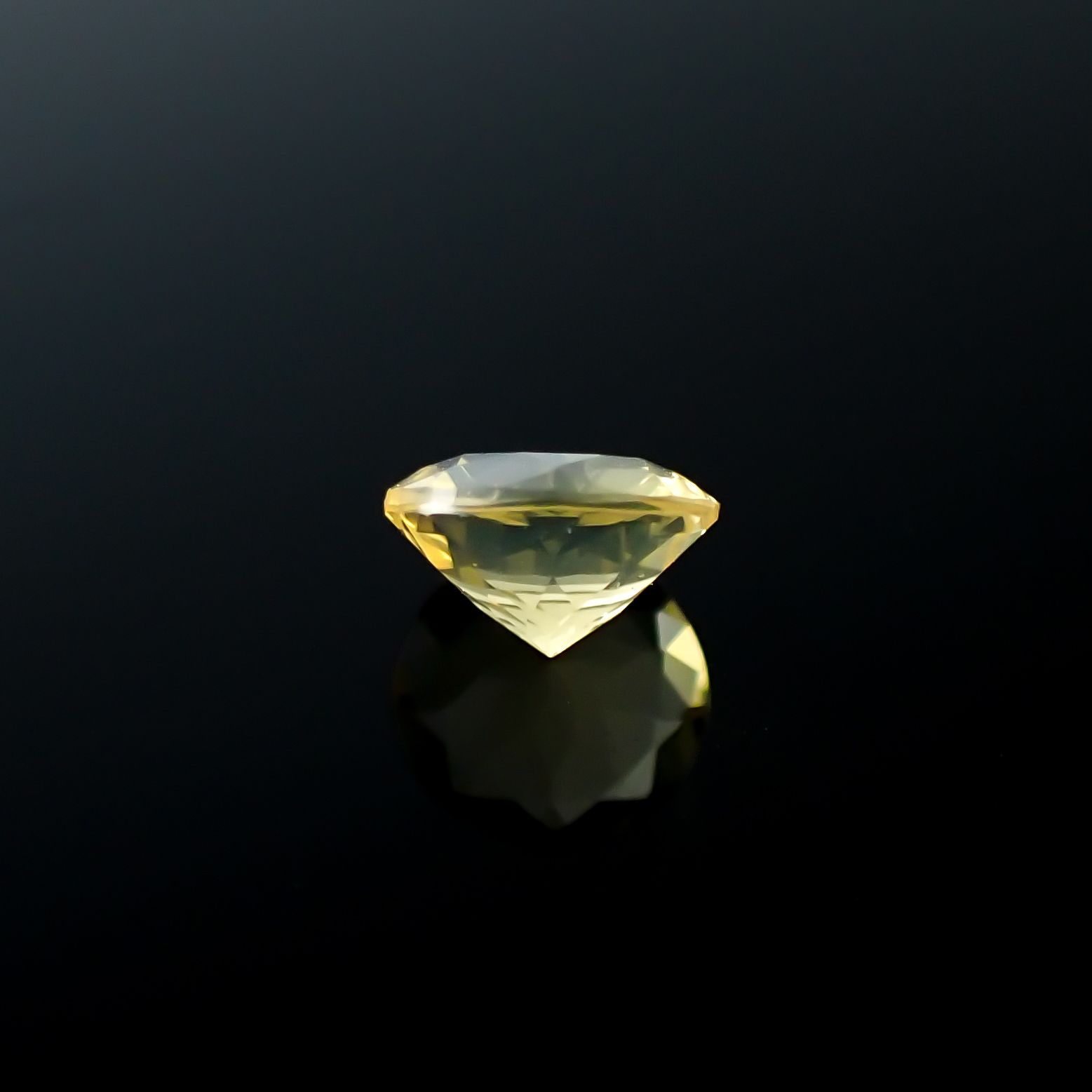 イエローオパール メキシコ産 0.57ct[240226190]6.2x6.2mm前後