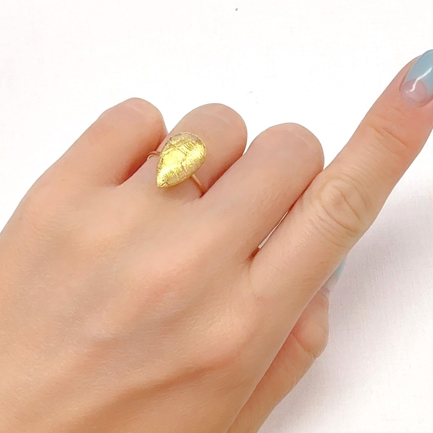ムオニナルスタ隕石 発見地:スウェーデン 9.22ct[240125822]15.7x9.9mm前後