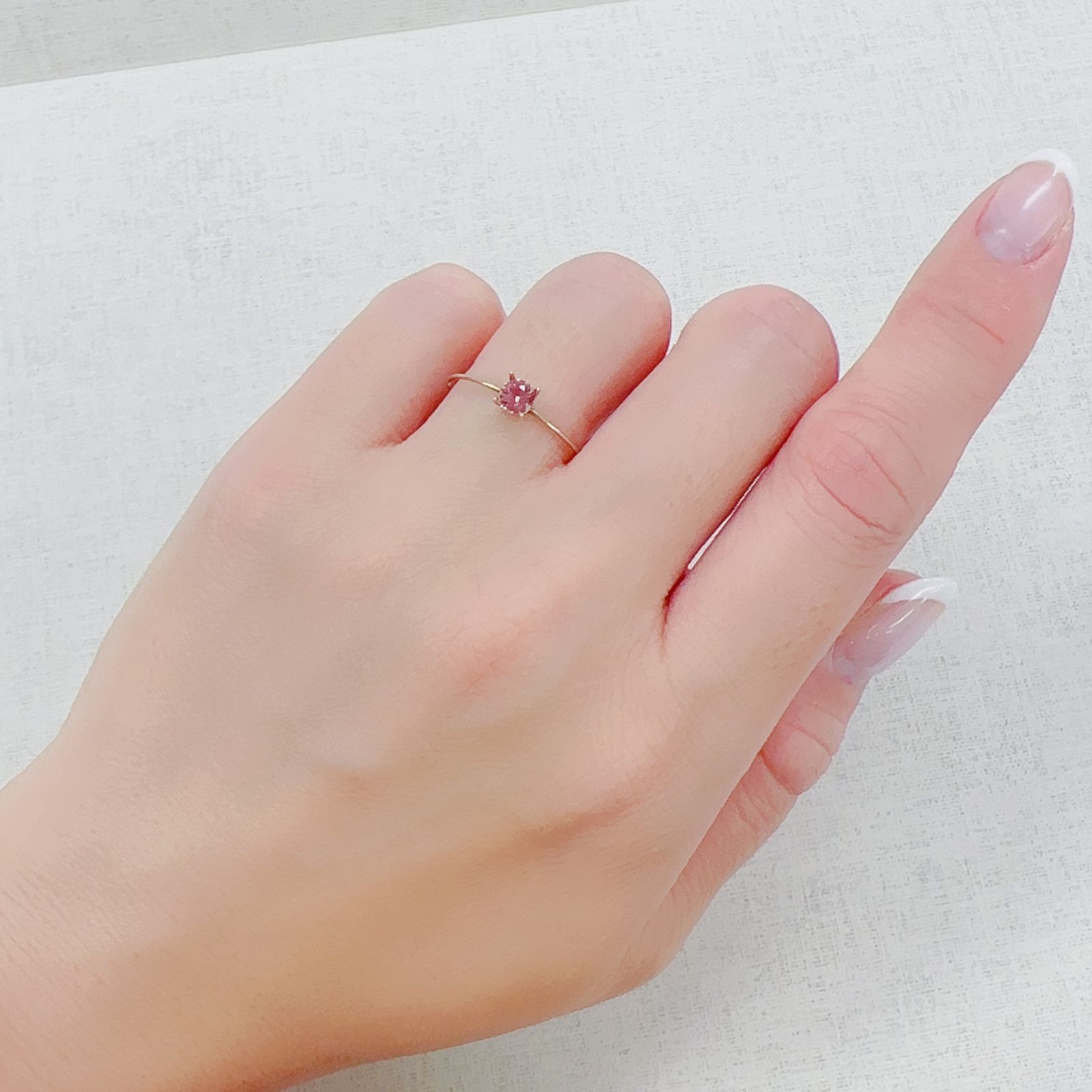 パパラチャサファイア 非加熱(宝石名サファイア/別名パパラチャ・サファイア)スリランカ産 0.30ct GIA鑑付[230521931]4.07x4.13mm前後