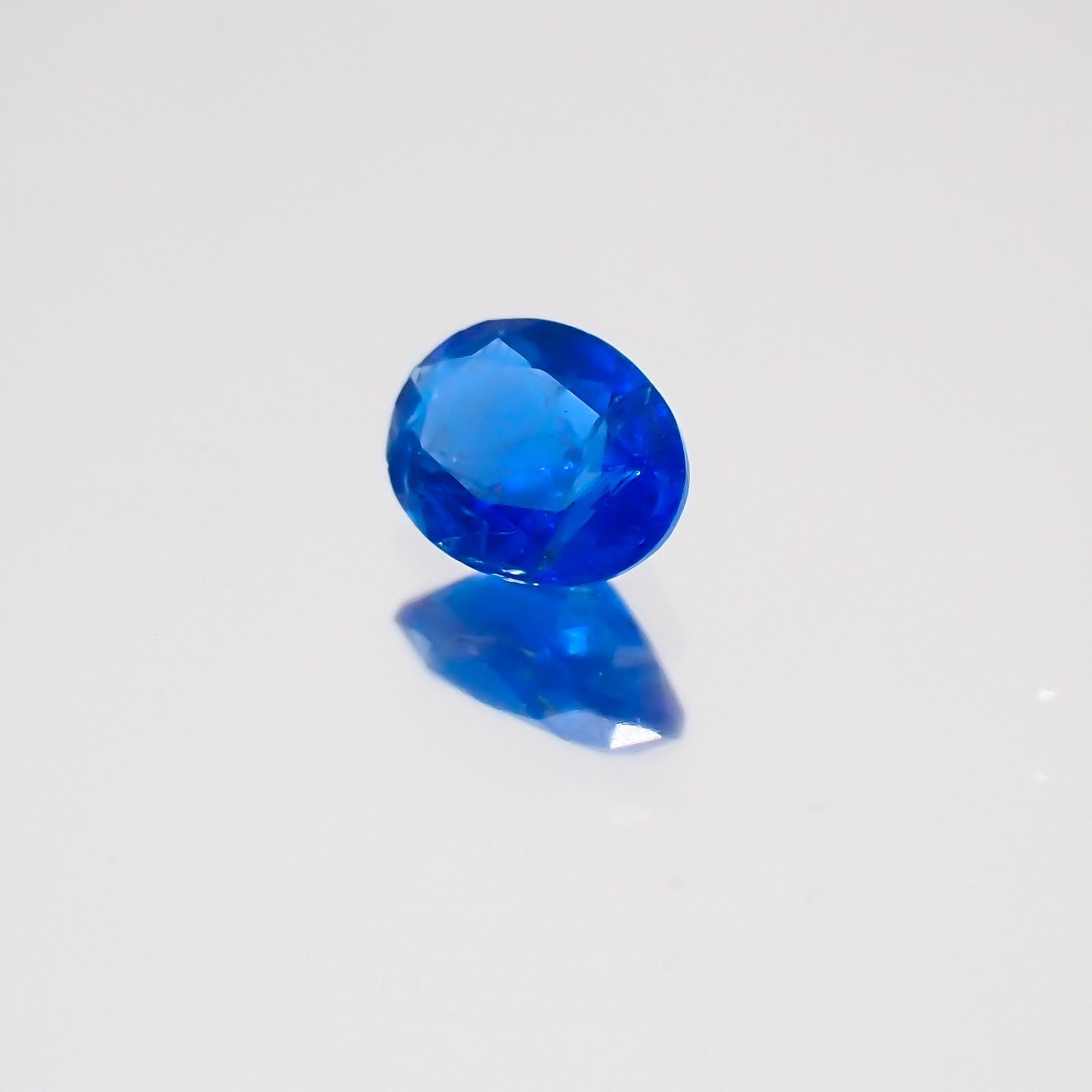 アウイナイト ドイツ産 ルース 0.08ct[20063072]3.5×2.6mm前後