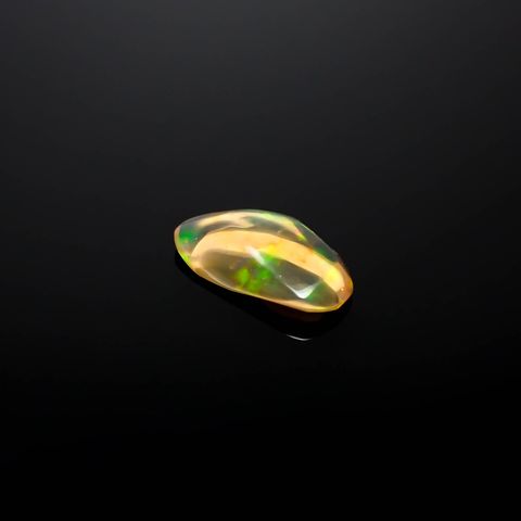 ファイヤーオパール 原石 メキシコ産 0.56ct [240125272]10x5.6mm前後
