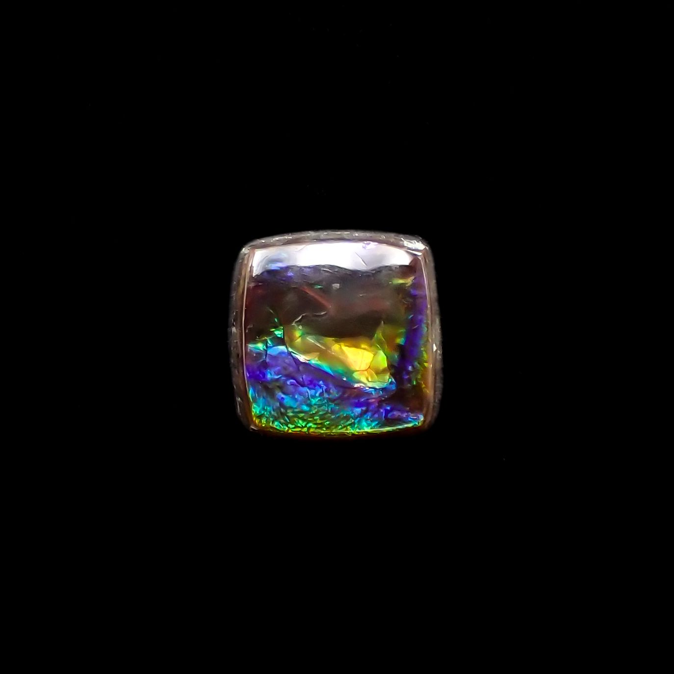 アンモライト トリプレット カナダ産 3.03ct[230823115]8.2x8.1mm前後