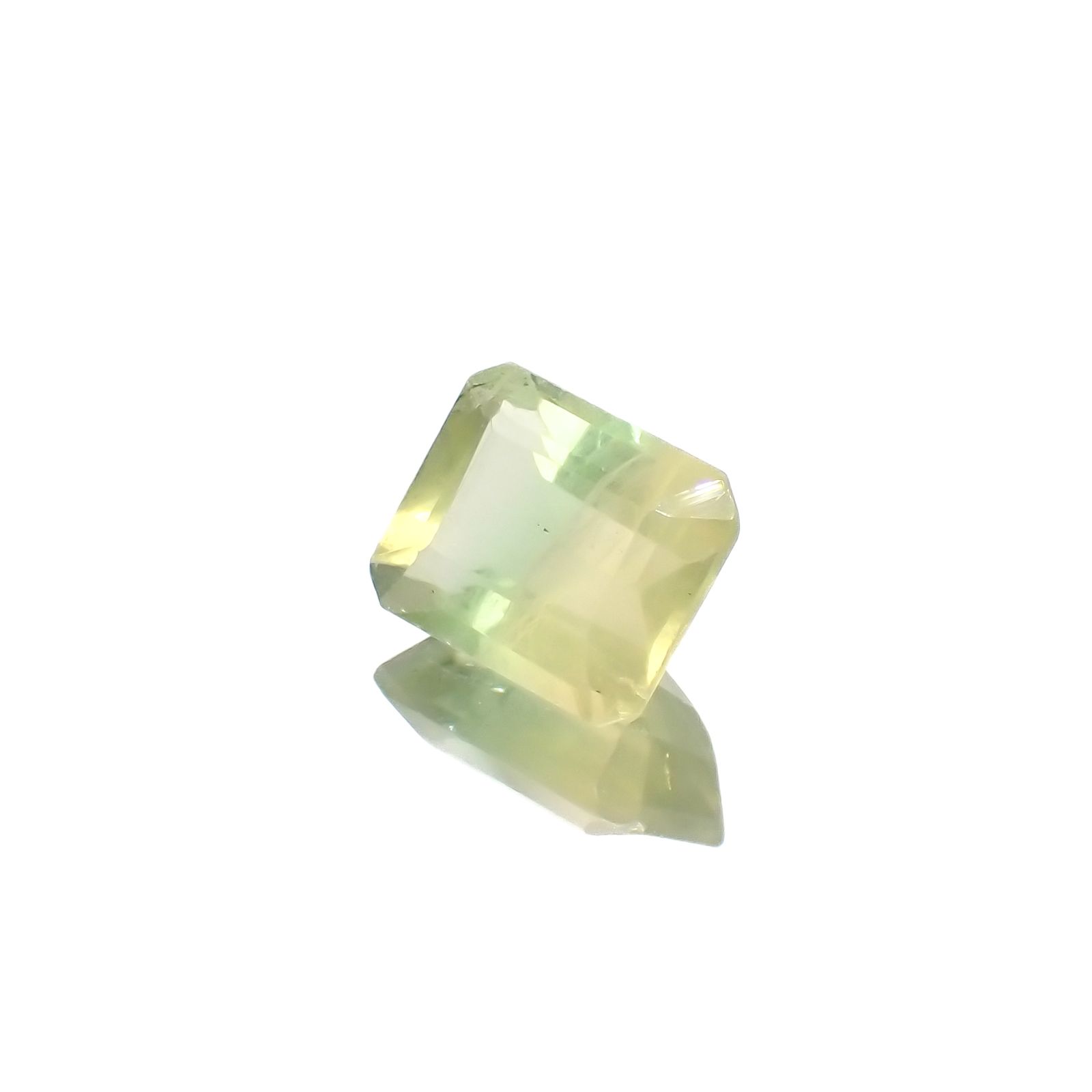 バイカラーフローライト フルオレッセンス ブラジル産 3.94ct[230722979]9.9x8mm前後