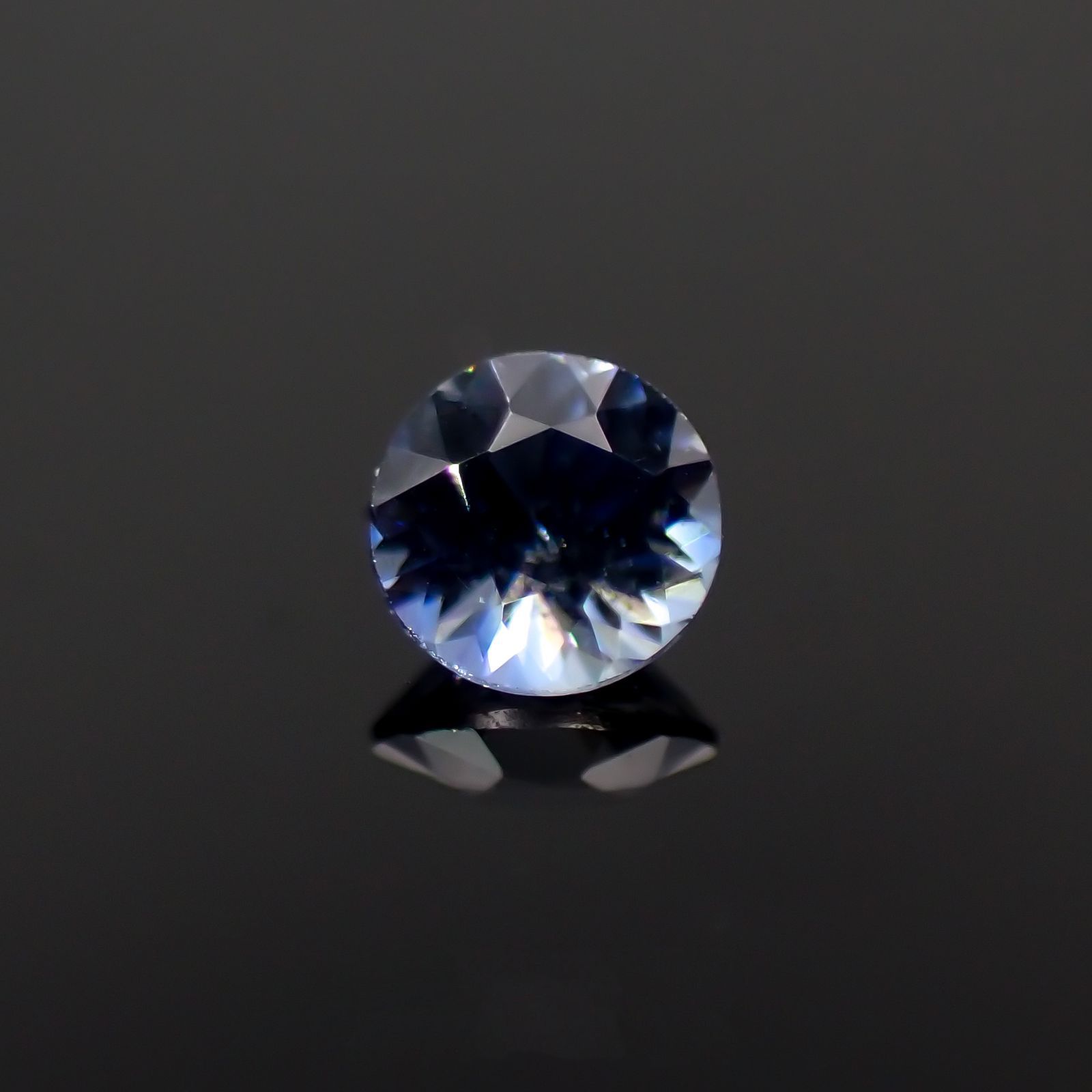 ベニトアイト アメリカ・カリフォルニア州産 0.042ct[221118981]2.1x2.1mm前後