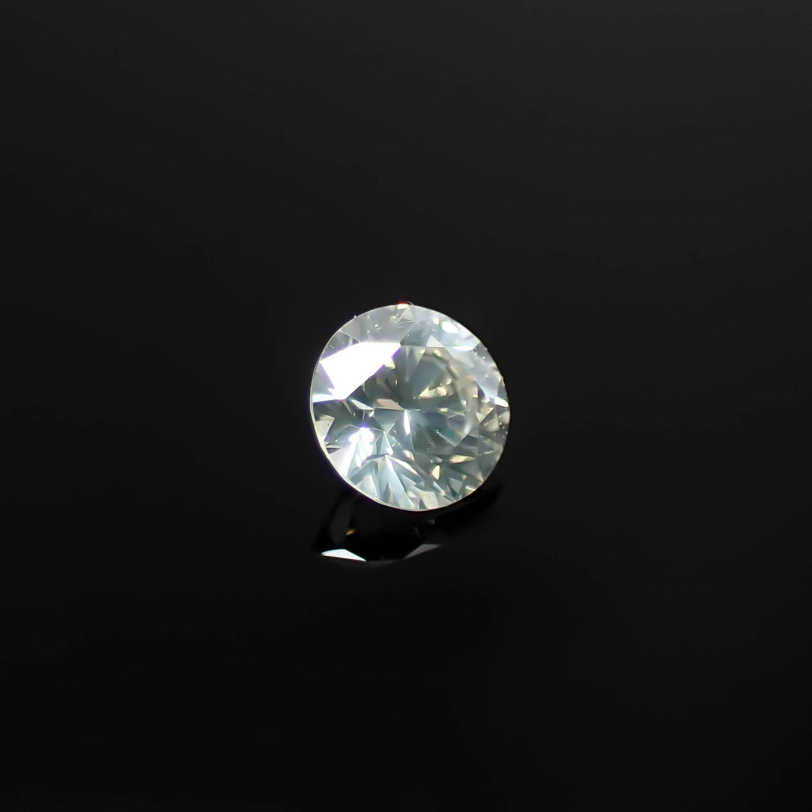 シルキーダイヤモンド 0.078ct [250730768]2.7x2.7mm前後