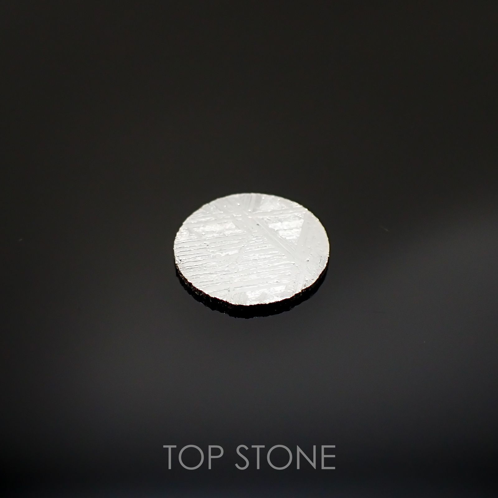 ムオニナルスタ隕石 発見地：スウェーデン 1.77ct[220616113]10x10mm前後
