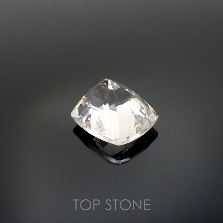 ポルサイト 宝石名ホワイト ポルサイト アメリカ産 9 050ct ソ付 6 7 5 5mm前後 Top Stone トップストーン