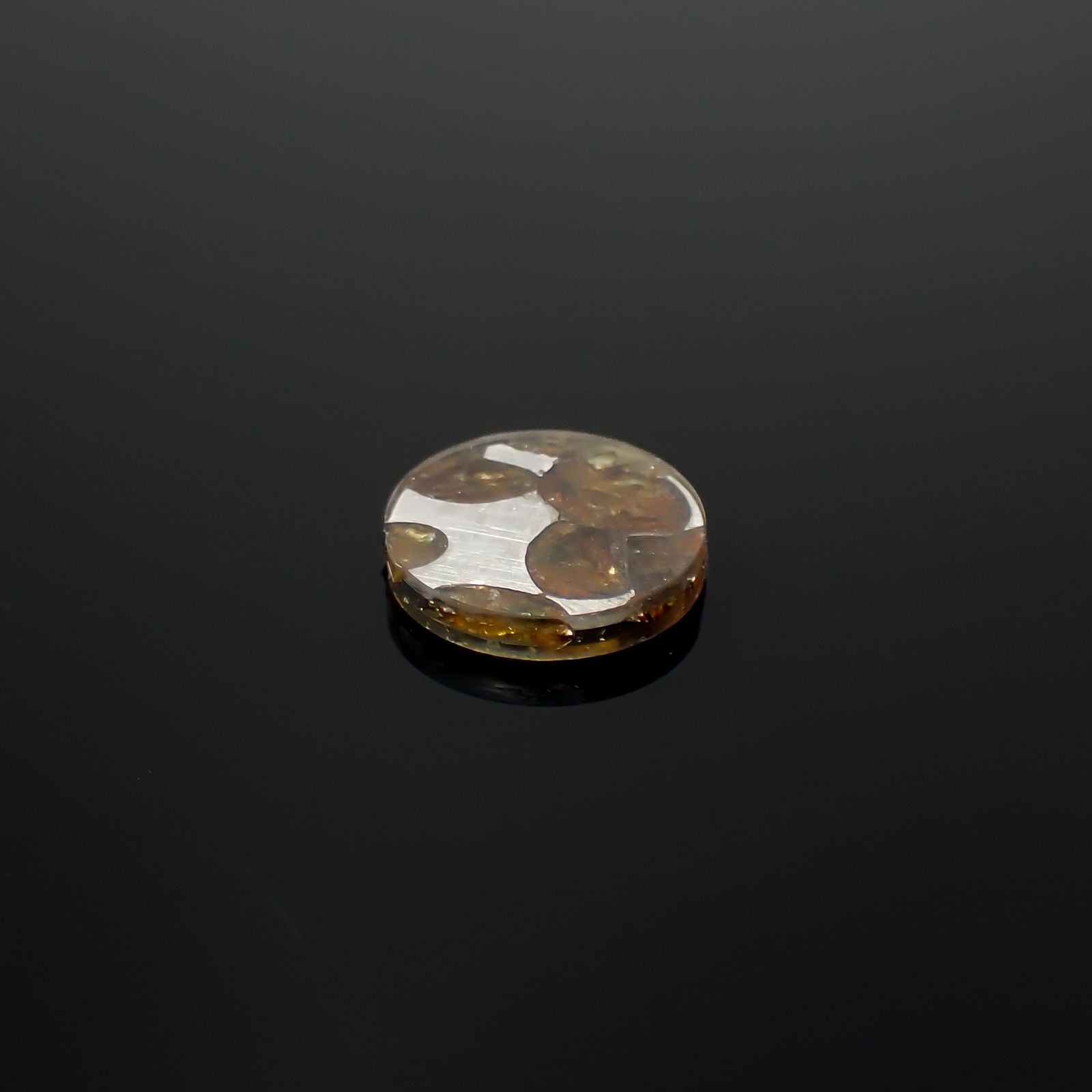 パラサイト隕石Sericho トリプレット 発見地:ケニア 3.53ct[240527647]12.1x12.1mm前後