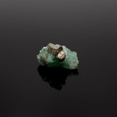 エメラルド原石 コロンビア産 8.91ct[230421708]17x11.5mm前後
