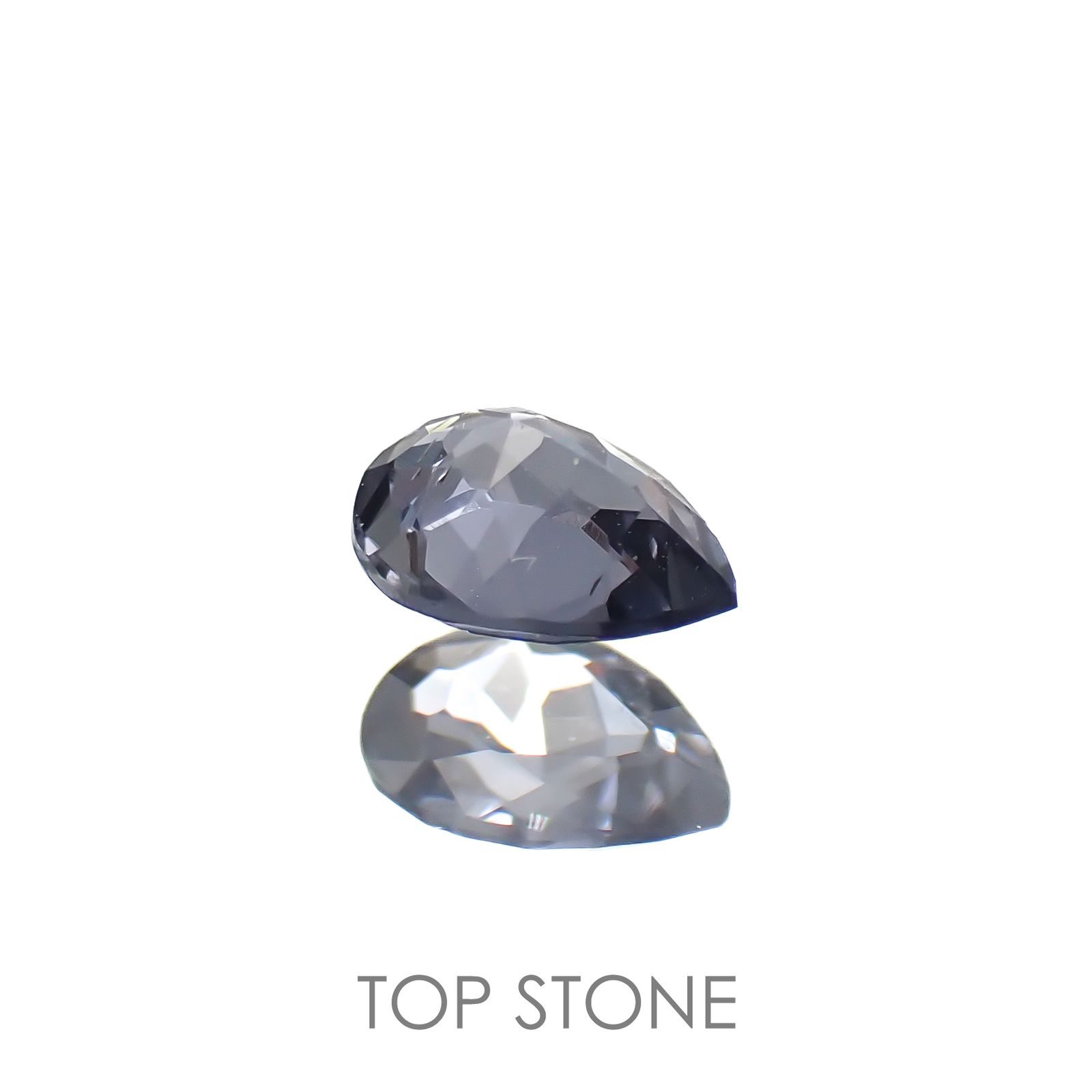カラーチェンジガーネット アレキタイプ(宝石名ガーネット)マダガスカル・ベキリー産 0.17ct 識別済[220716938]4x3.1mm前後