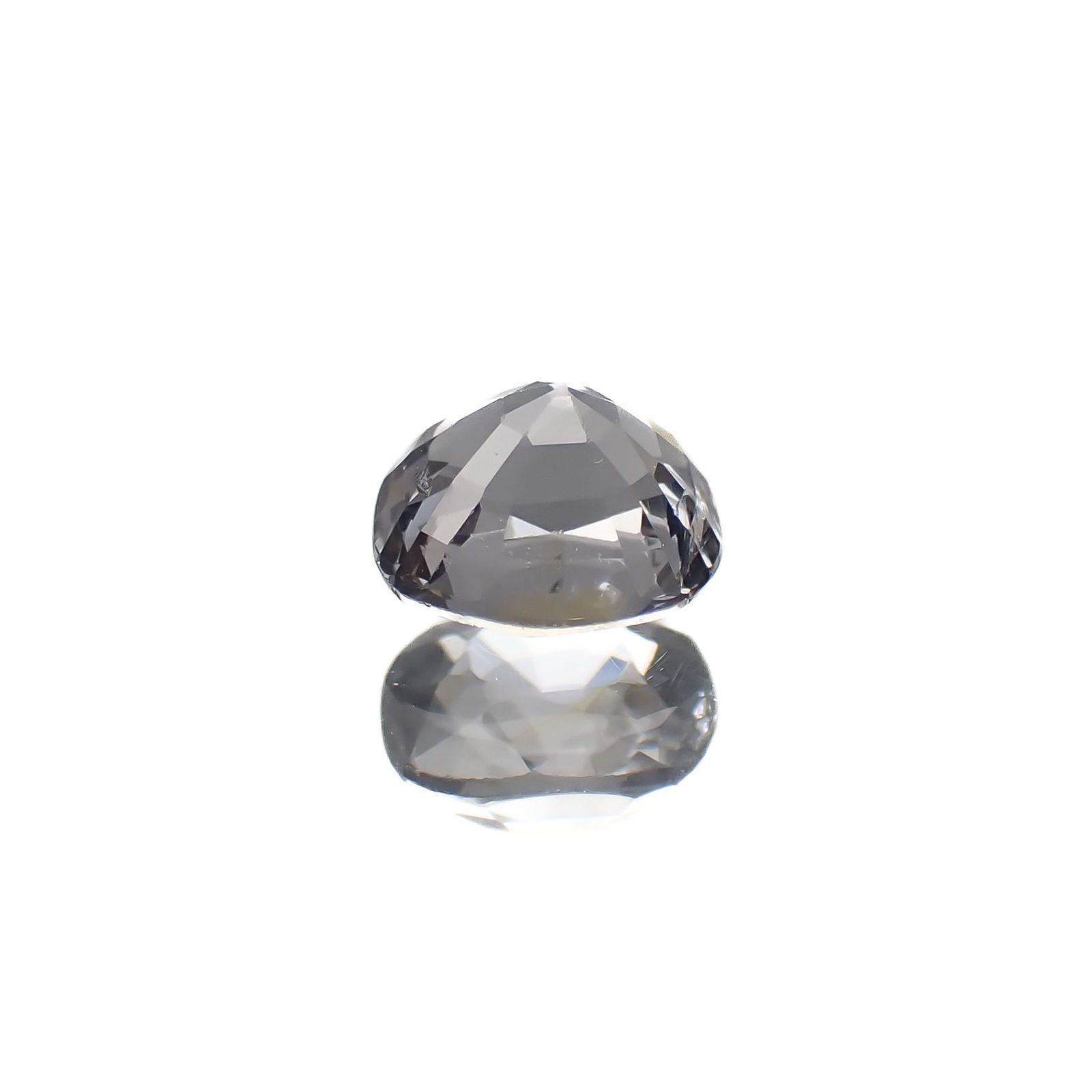 グレースピネル(宝石名スピネル)ビルマ/マダガスカル産 0.89ct 識別済[220817557]5.8x5.2mm前後