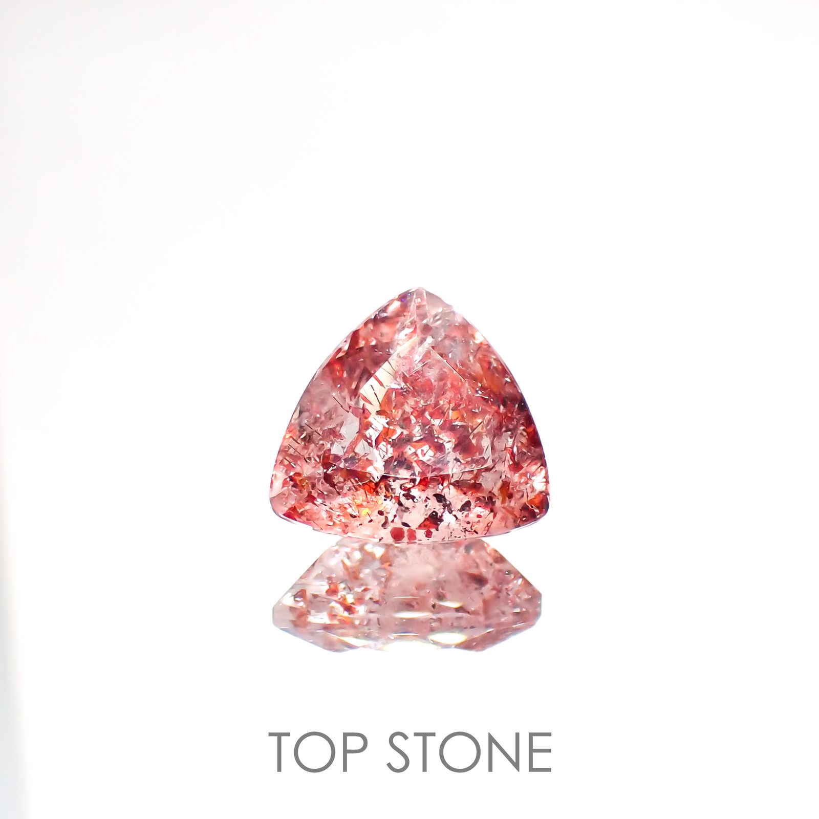 ファイヤークォーツ ナイジェリア産 2.48ct[220114748]9.6x9.8mm前後